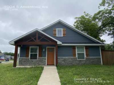 Home For Rent in Denison, Texas