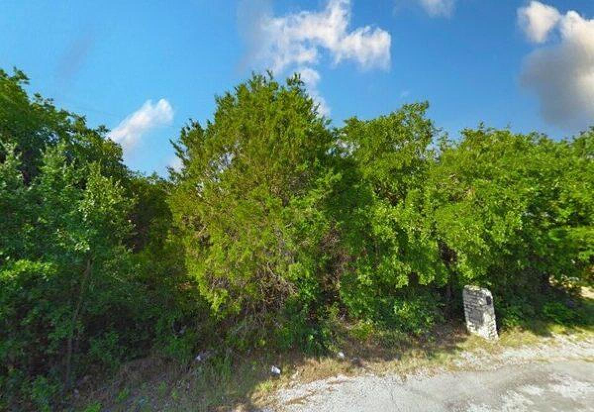 Picture of Residential Land For Sale in Granbury, Texas, United States