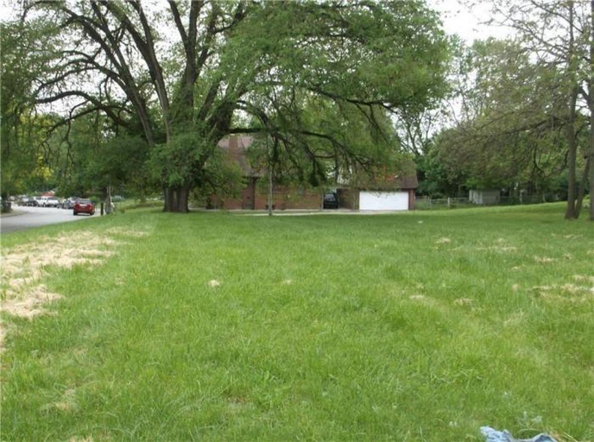 Picture of Residential Land For Sale in Indianapolis, Indiana, United States