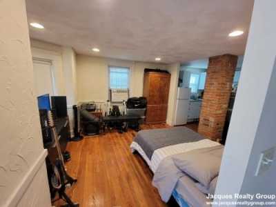 Condo For Rent in 