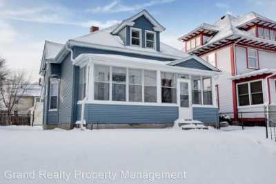 Home For Rent in West Saint Paul, Minnesota