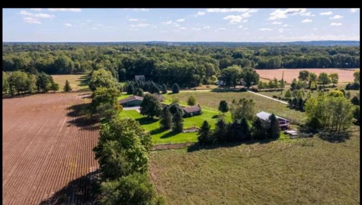 Picture of Residential Land For Sale in Bristol, Indiana, United States