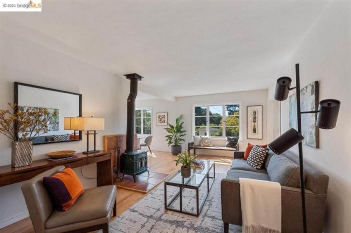 Picture of Condo For Sale in Berkeley, California, United States