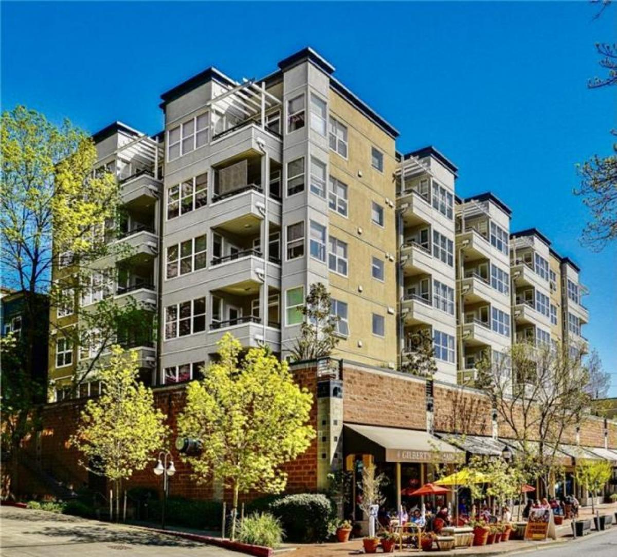 Picture of Condo For Rent in Bellevue, Washington, United States