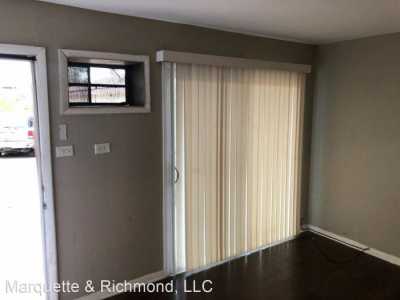 Apartment For Rent in Calumet Park, Illinois