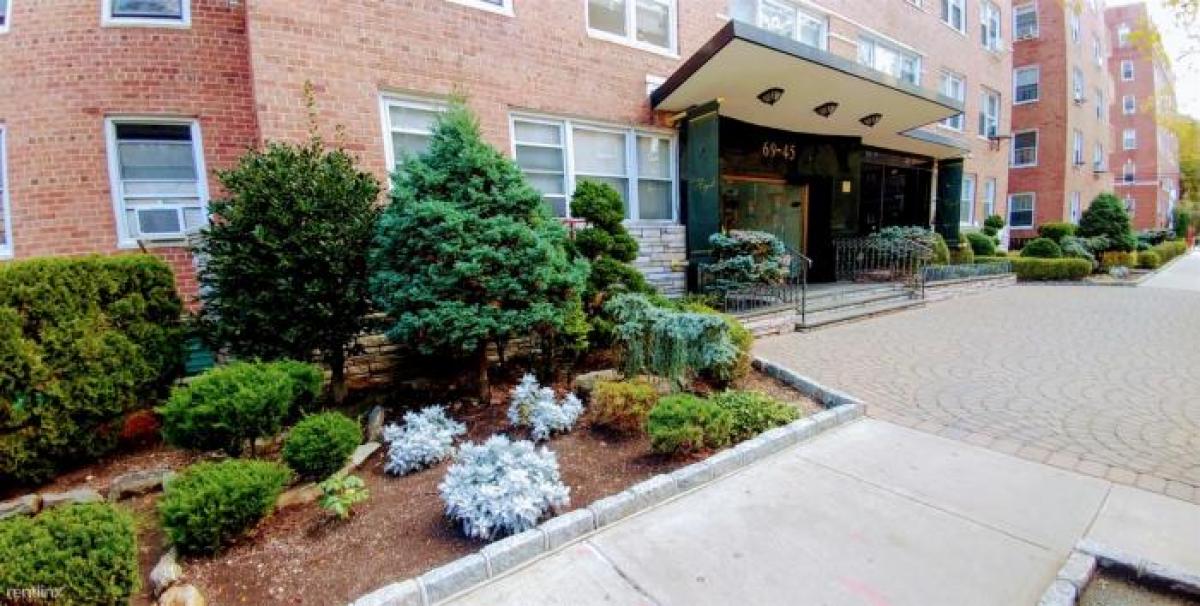 Picture of Apartment For Rent in Forest Hills, New York, United States