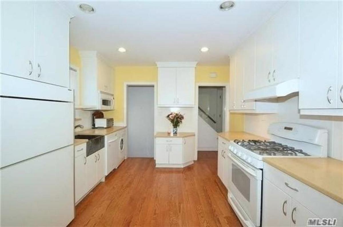 Picture of Condo For Rent in Queens, New York, United States