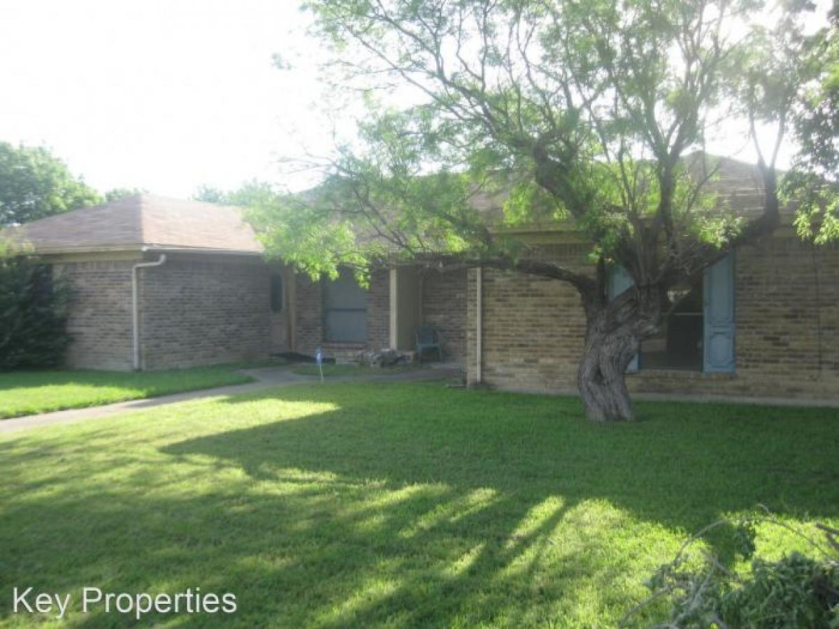 Picture of Home For Rent in Benbrook, Texas, United States