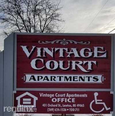 Apartment For Rent in Lawton, Michigan