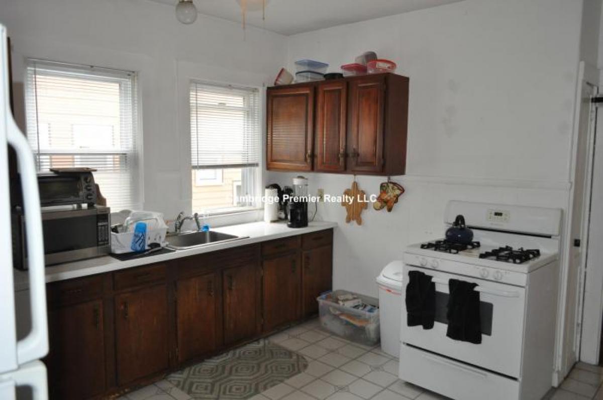 Picture of Condo For Rent in Watertown, Massachusetts, United States