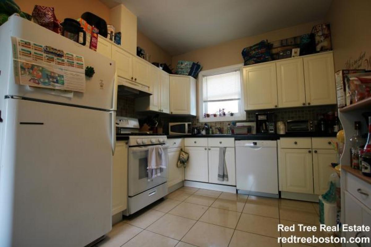 Picture of Home For Rent in Watertown, Massachusetts, United States