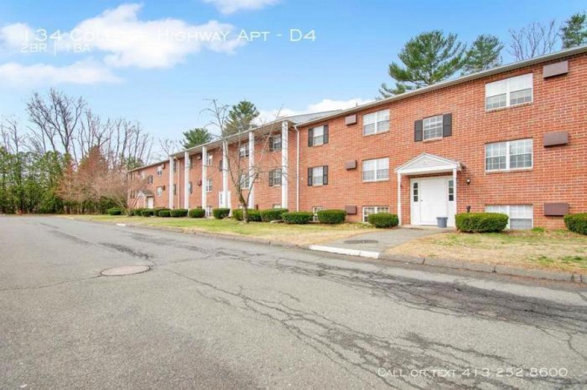 Picture of Apartment For Rent in Southampton, Massachusetts, United States