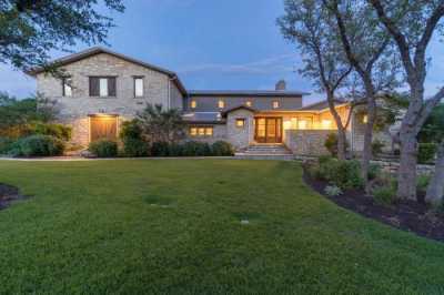 Home For Sale in Dripping Springs, Texas