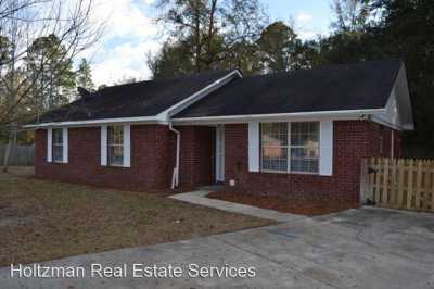 Home For Rent in Walthourville, Georgia