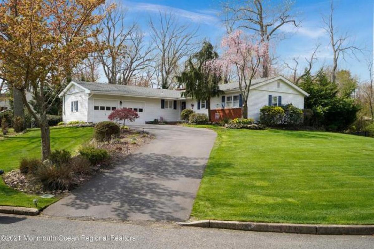 Picture of Home For Sale in Wall, New Jersey, United States