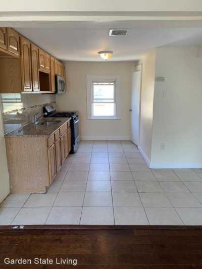 Apartment For Rent in Newark, New Jersey