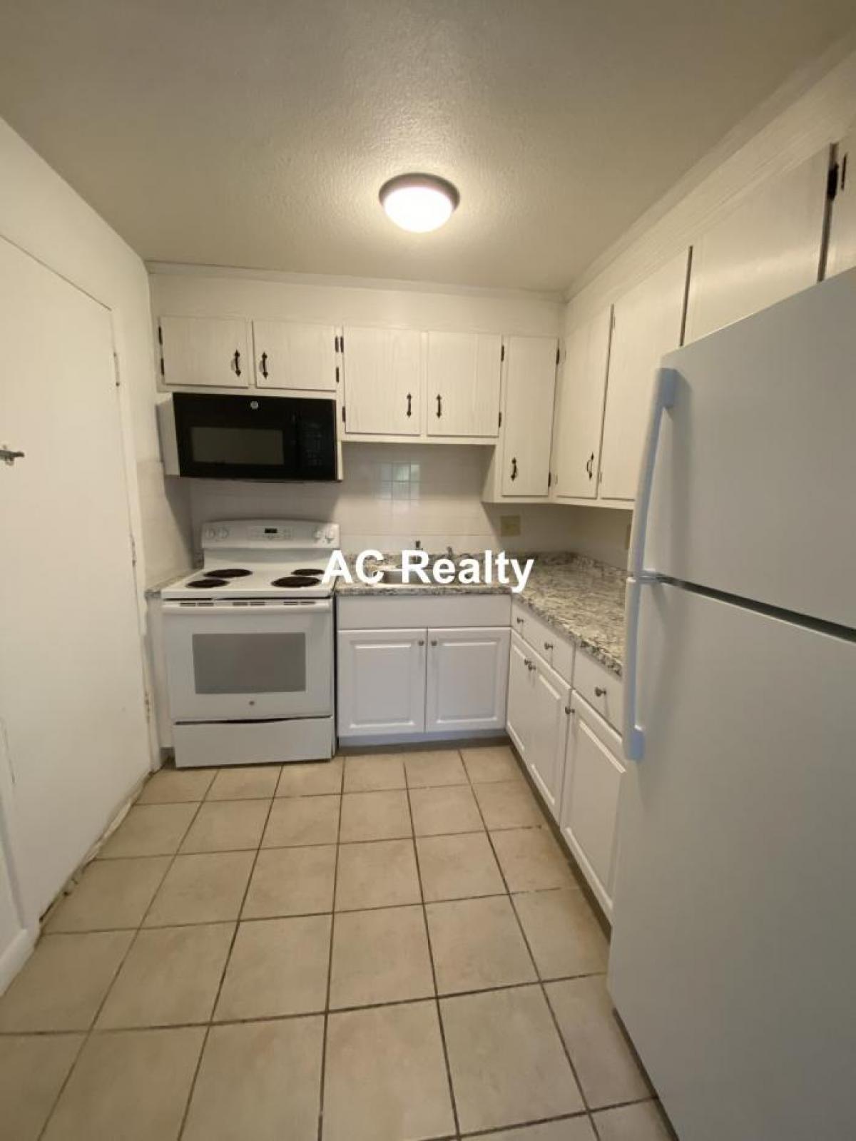 Picture of Condo For Rent in Chelsea, Massachusetts, United States