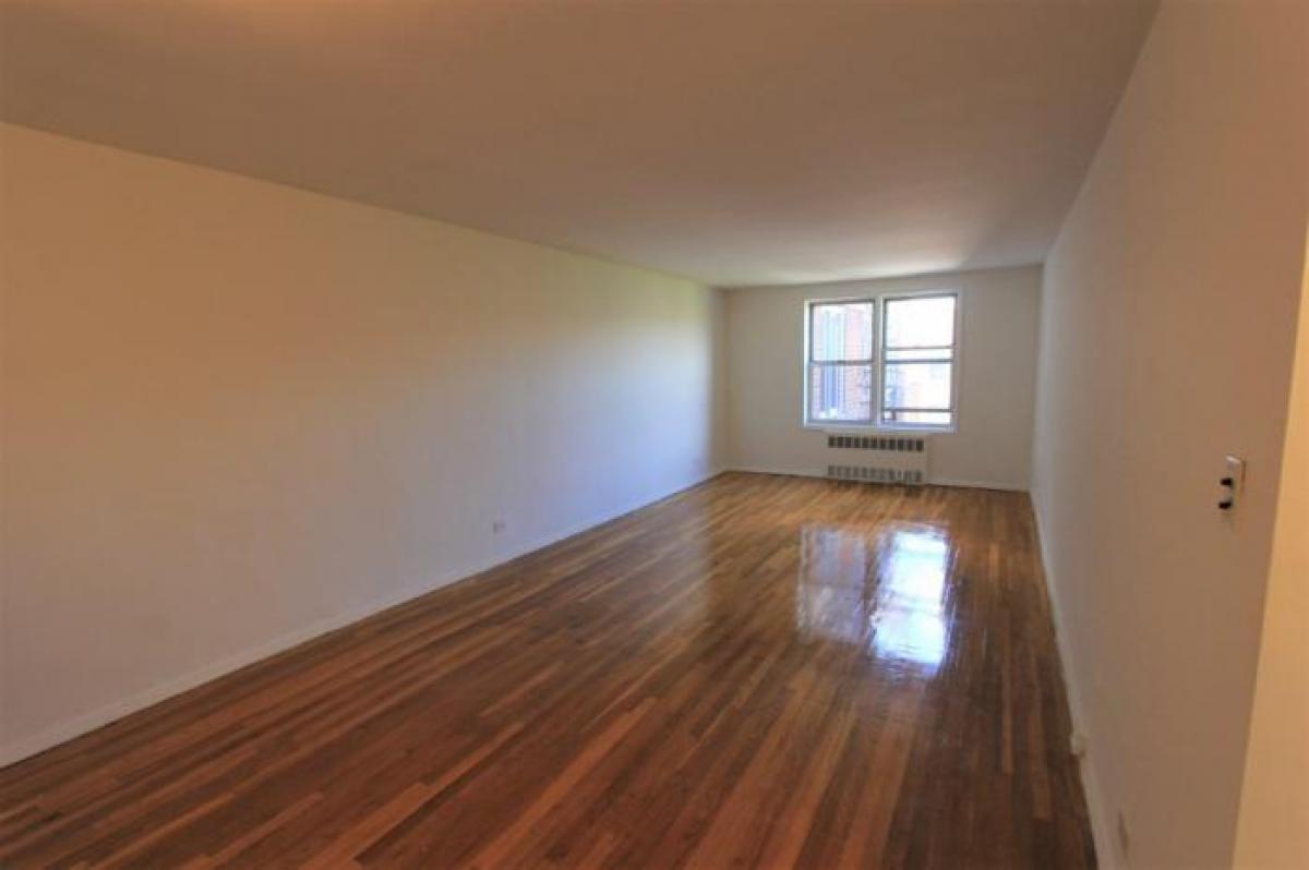 Picture of Apartment For Rent in Forest Hills, New York, United States