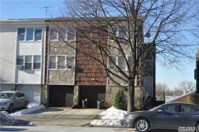 Apartment For Rent in Whitestone, New York