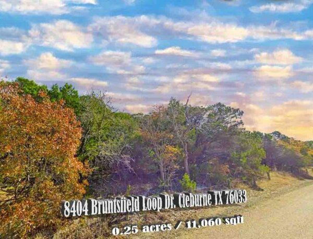 Picture of Residential Land For Sale in Cleburne, Texas, United States