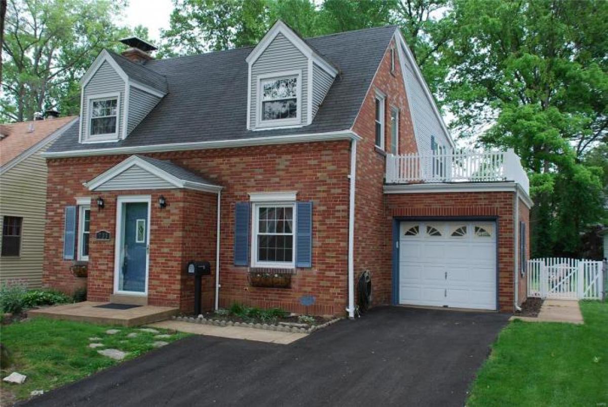 Picture of Home For Sale in Lake Saint Louis, Missouri, United States