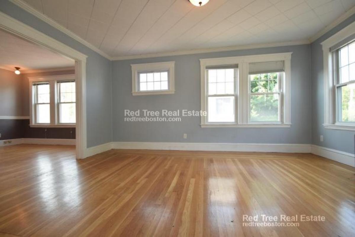 Picture of Condo For Rent in Medford, Massachusetts, United States