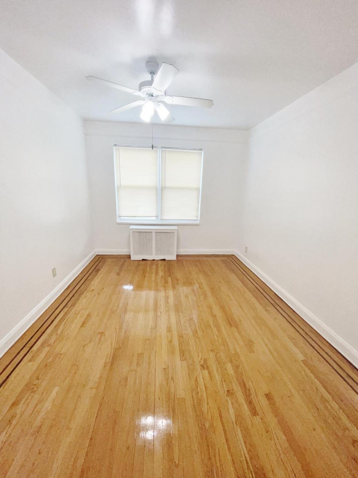 Picture of Apartment For Rent in East Elmhurst, New York, United States