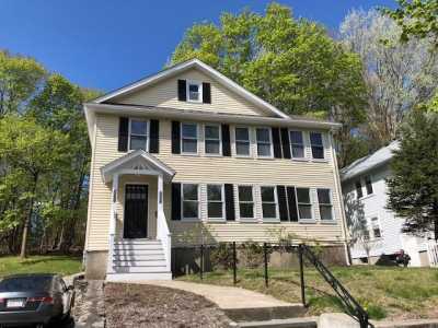 Home For Rent in Newton, Massachusetts