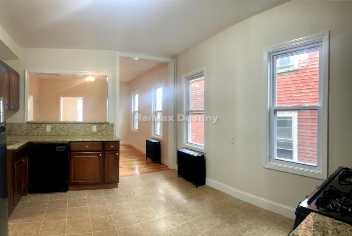 Picture of Condo For Rent in Chelsea, Massachusetts, United States