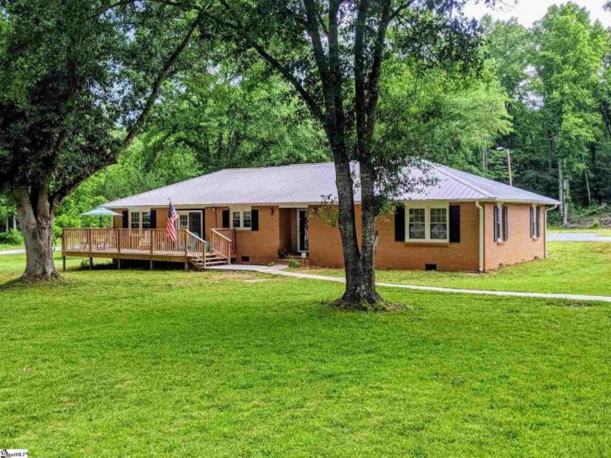 Picture of Home For Sale in Laurens, South Carolina, United States