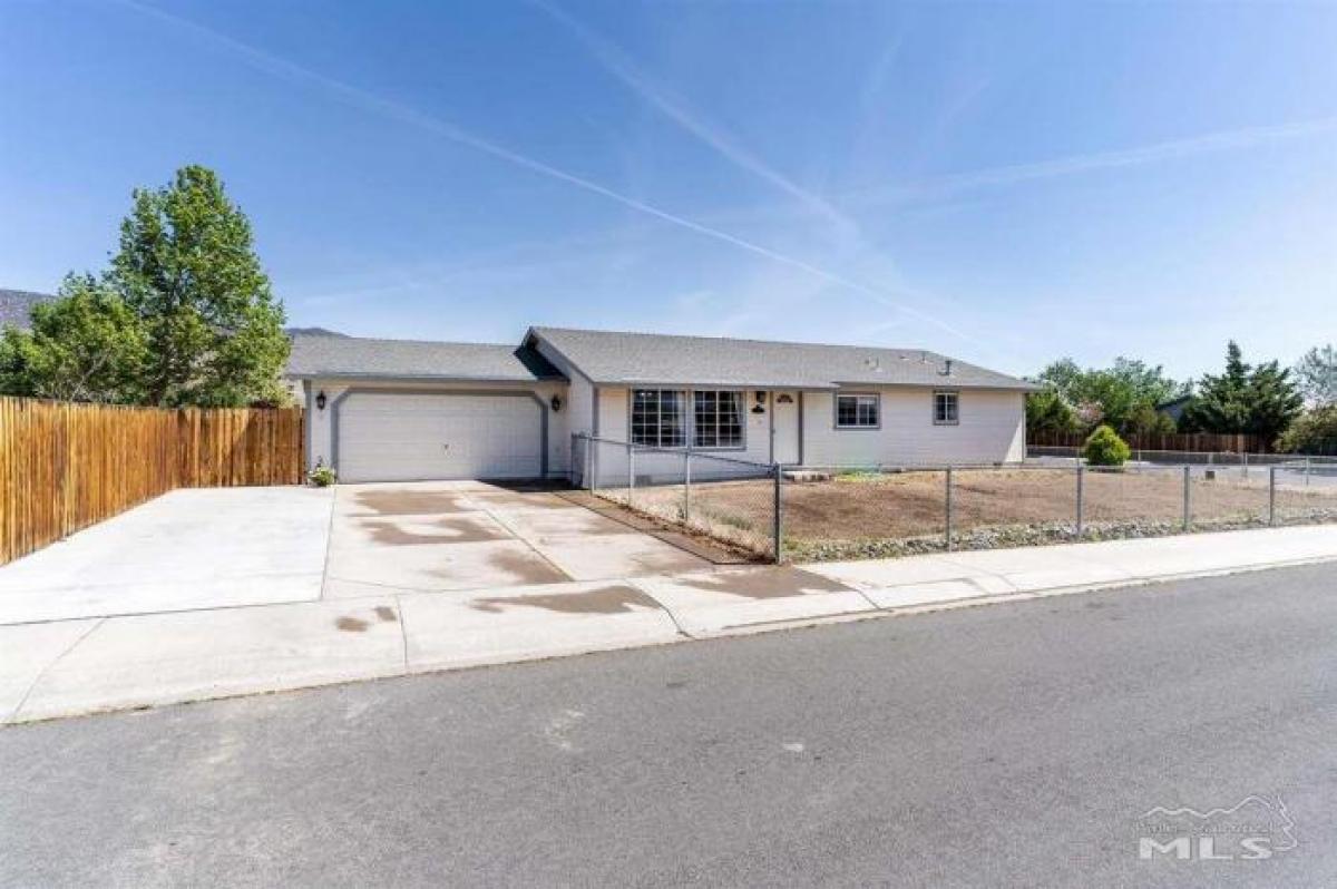 Picture of Home For Sale in Dayton, Nevada, United States