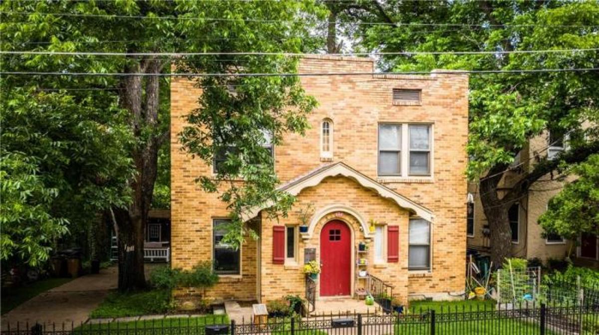 Picture of Multi-Family Home For Sale in Austin, Texas, United States