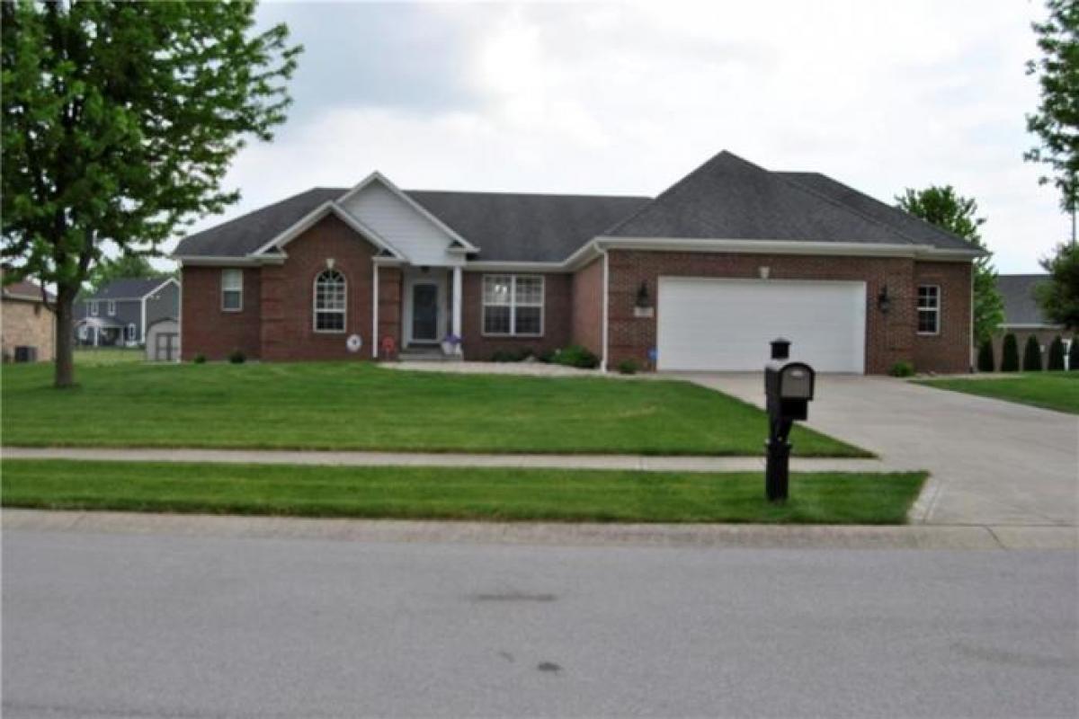 Picture of Home For Sale in Pittsboro, Indiana, United States