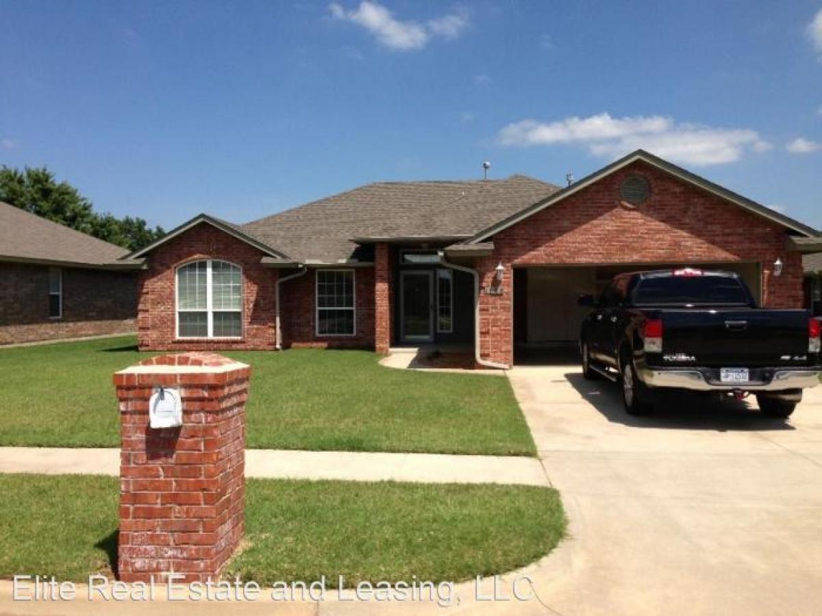 Picture of Home For Rent in Moore, Oklahoma, United States