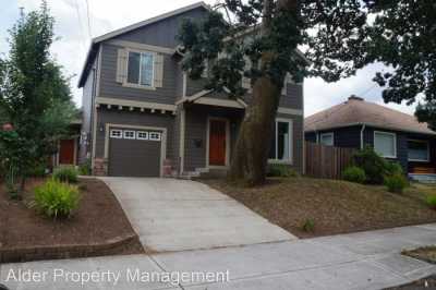 Home For Rent in Portland, Oregon