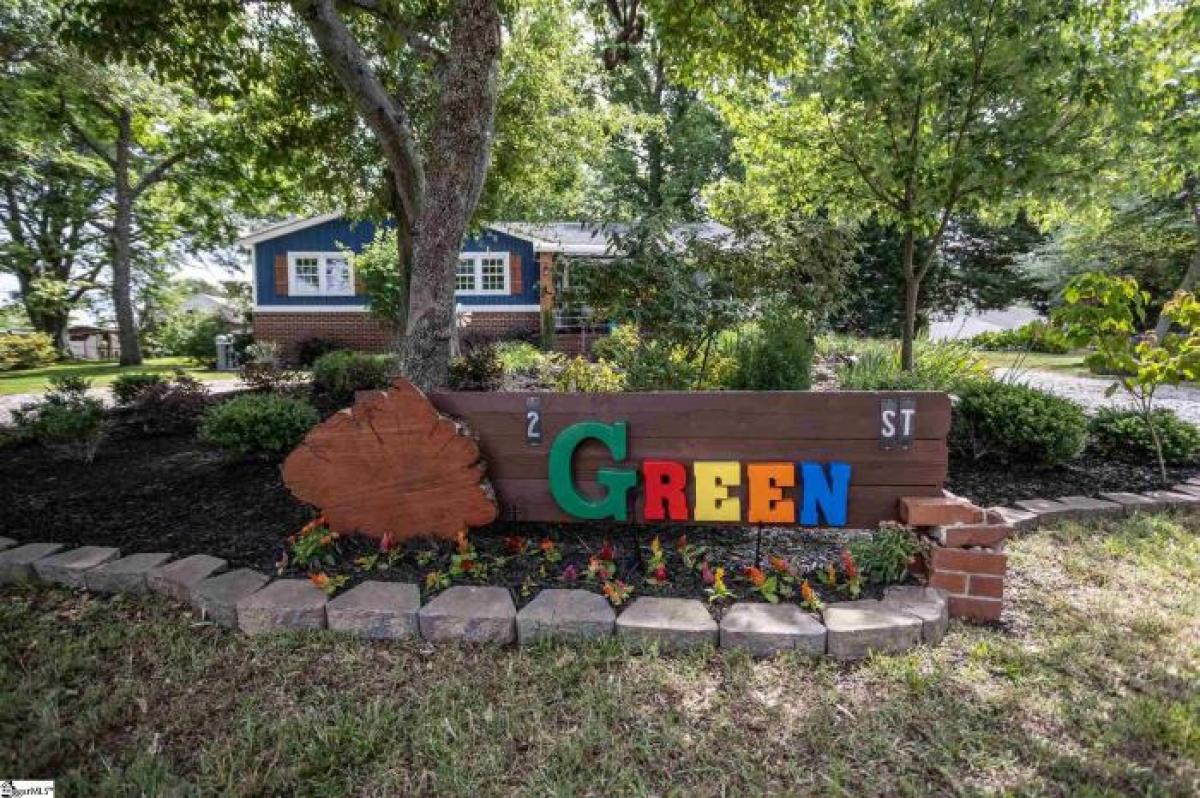 Picture of Home For Sale in Mauldin, South Carolina, United States