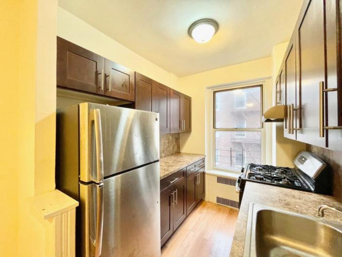 Picture of Apartment For Rent in Elmhurst, New York, United States