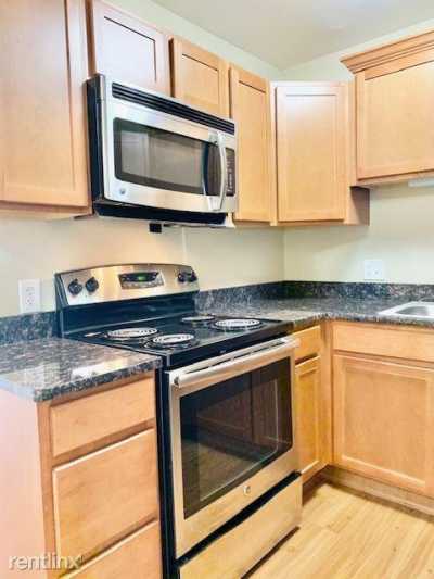 Apartment For Rent in Royal Oak, Michigan