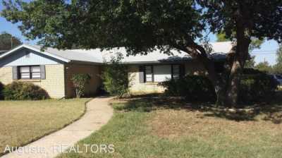 Home For Rent in Abilene, Texas