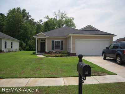 Home For Rent in Richmond Hill, Georgia