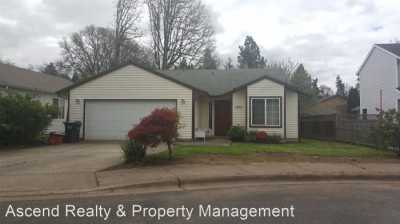 Home For Rent in Aloha, Oregon