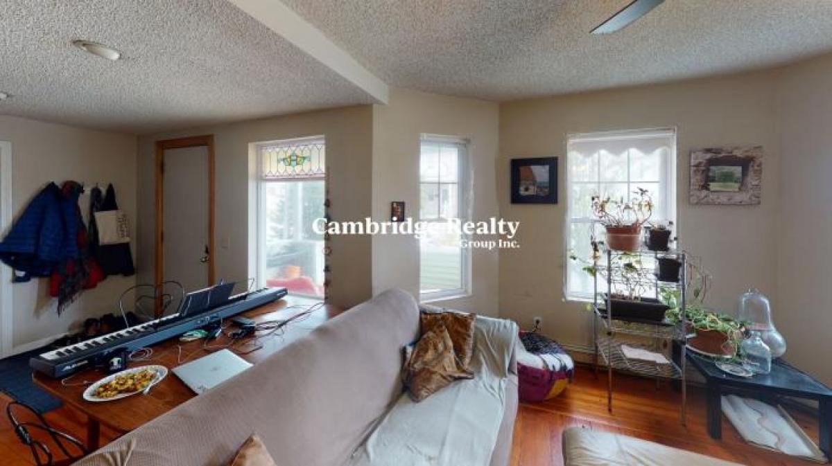 Picture of Home For Rent in Medford, Massachusetts, United States