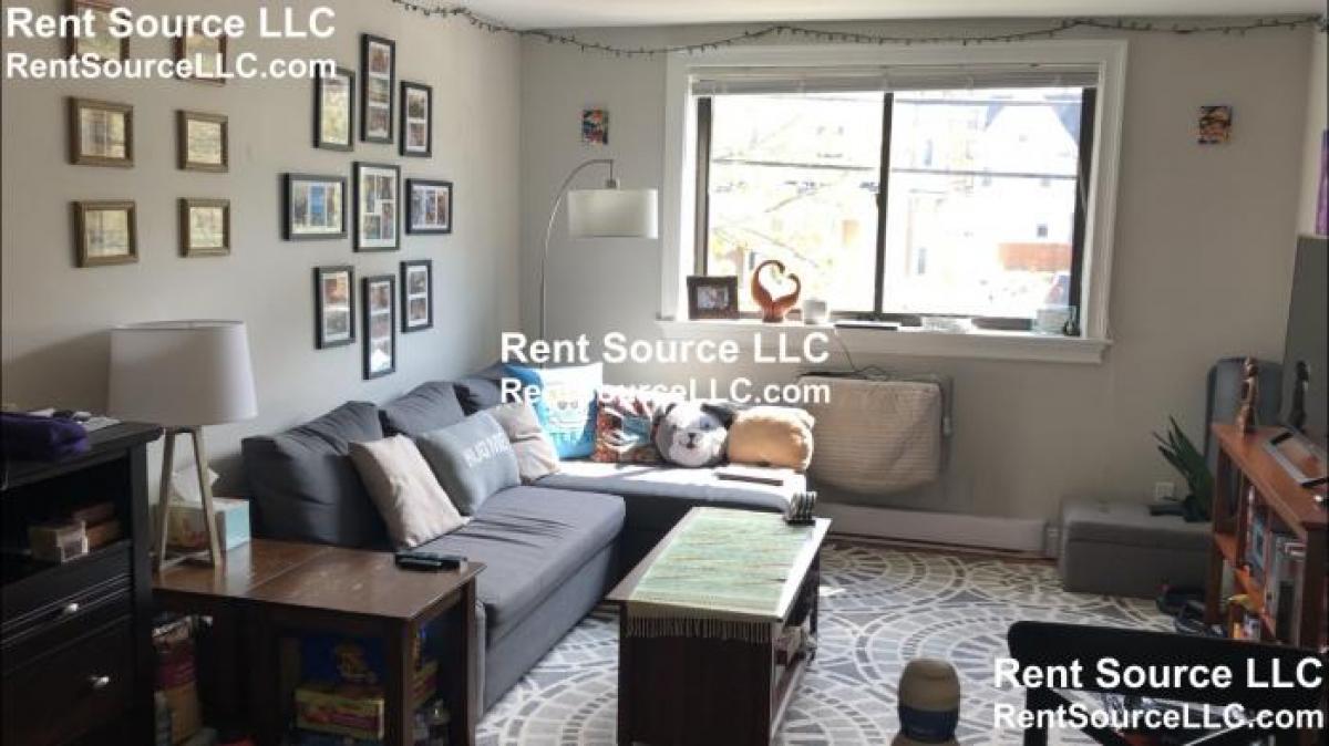 Picture of Condo For Rent in Malden, Massachusetts, United States