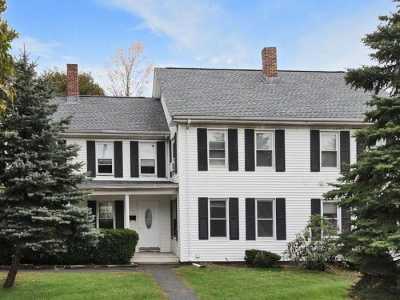 Condo For Rent in Wellesley, Massachusetts