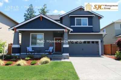 Home For Rent in Bonney Lake, Washington