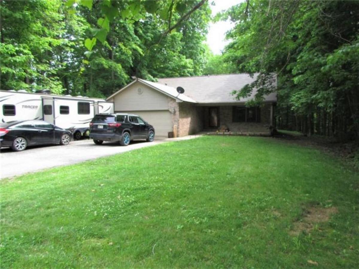 Picture of Home For Sale in Fillmore, Indiana, United States