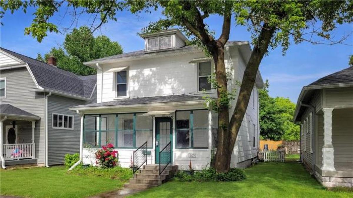 Picture of Home For Sale in Beech Grove, Indiana, United States