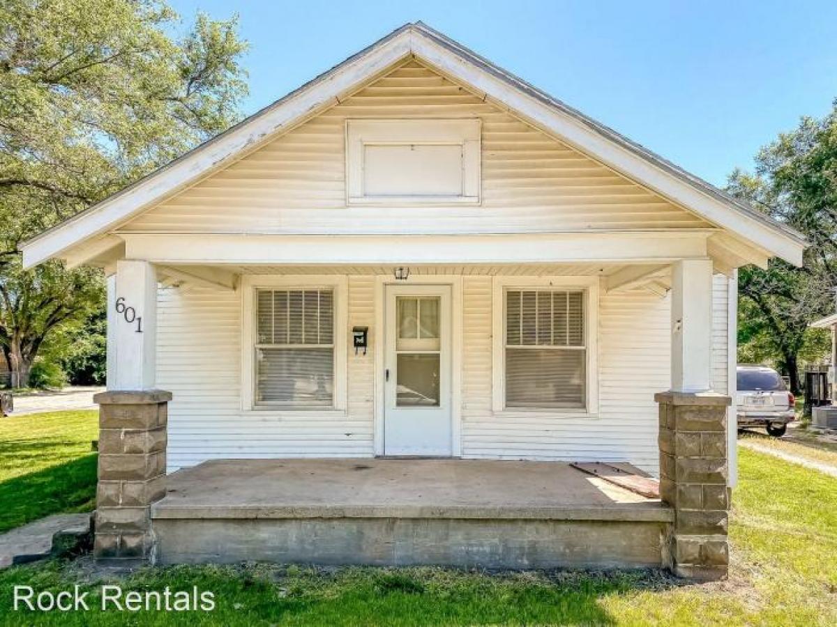 Picture of Home For Rent in Hutchinson, Kansas, United States