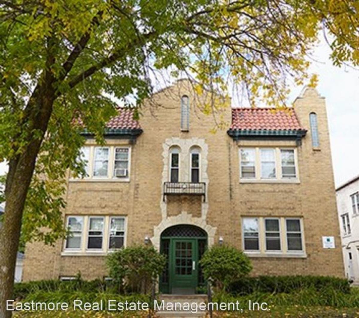 Picture of Apartment For Rent in Shorewood, Wisconsin, United States