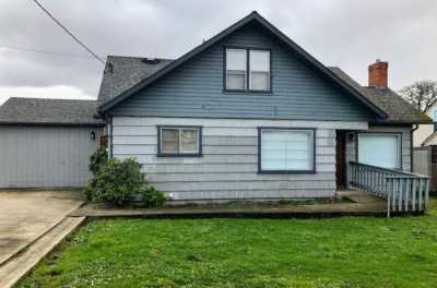 Home For Rent in Roseburg, Oregon